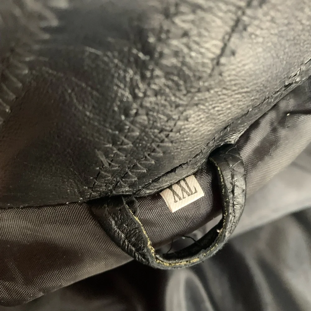 Vintage US Military Patchwork Leather Black Bomber Jacket Department of The Army - Picture 7 of 11